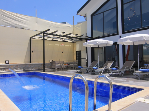  gece  -  Kasım
  | Kalkan İncebel'de Jakuzili Muhafazakar Villa: Doğa İçinde Huzurlu Tatil